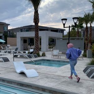 Meet your Posher, Malia